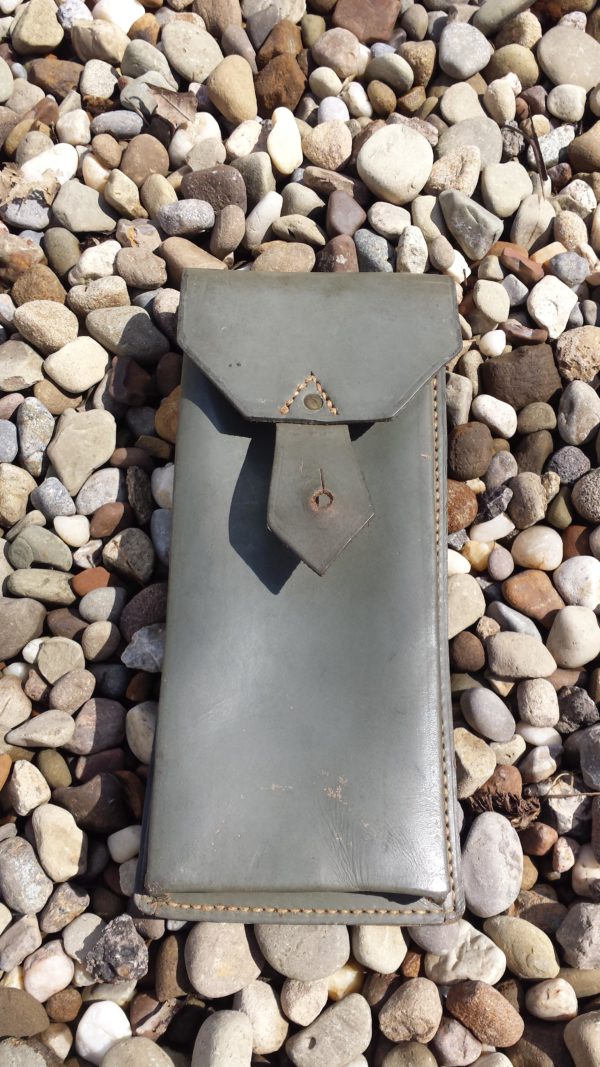 Romanian Gray Leather Single Magazine Pouch - Image 3