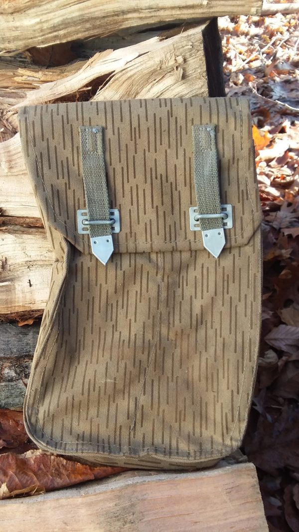 East German 4 cell 40rd AK magazine pouch